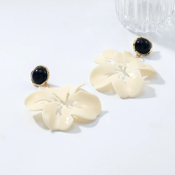 ZAAi Irregular Flower Drop